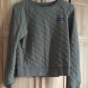 Patagonia Quilted Green Sweatshirt